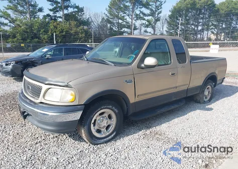 2000 Ford F-150 Lariat/Work Series/Xl/Xlt from USA, damaged, VIN 1FTRX17L5YNB03180